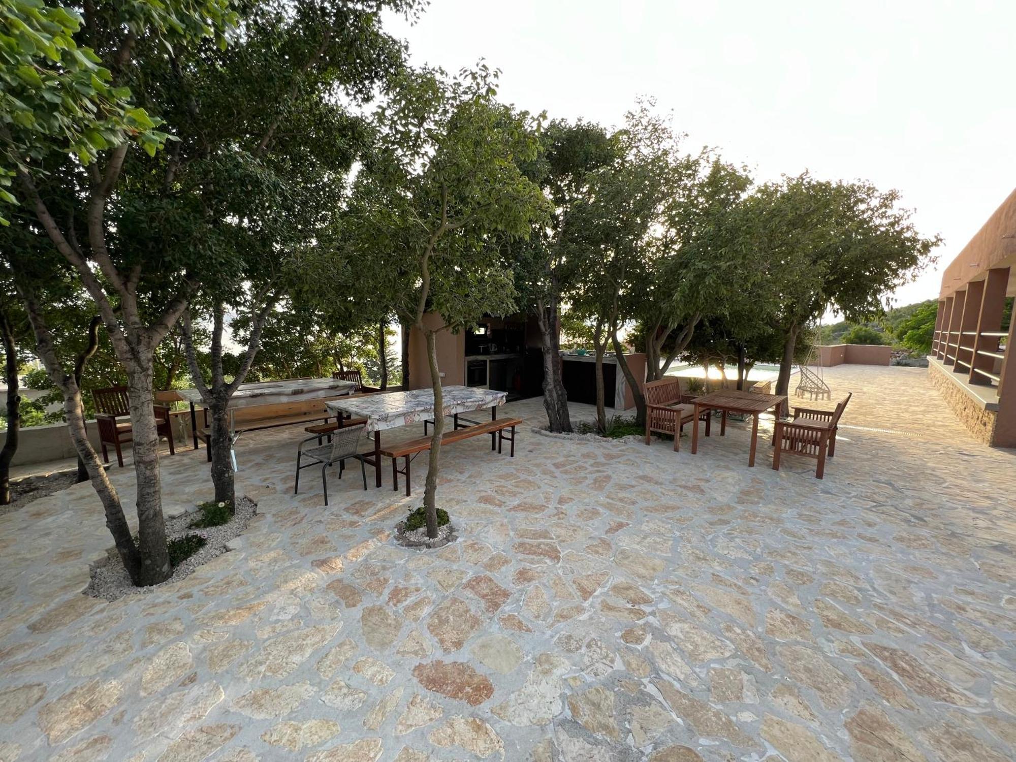 Ferienwohnung Toto Lukovo Šugarje Exterior foto